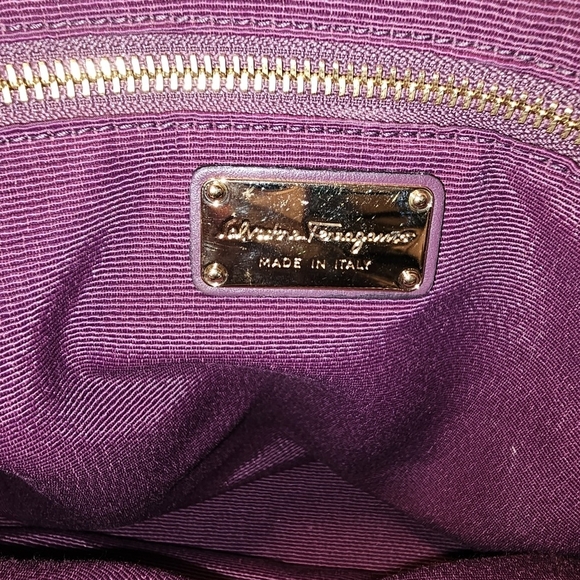 Salvatore Ferragamo Plum Women's Bag - Picture 5 of 8